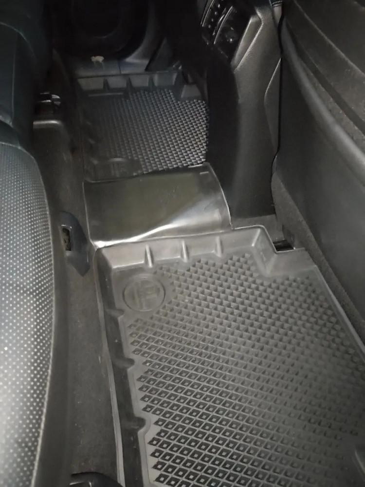 Коврики для автомобиля Ниссан X-Трейл 3 Т 32 (2013-), в салон авто Nissan X-Trail 3 T32 в cалон с бортиками, эва, eva