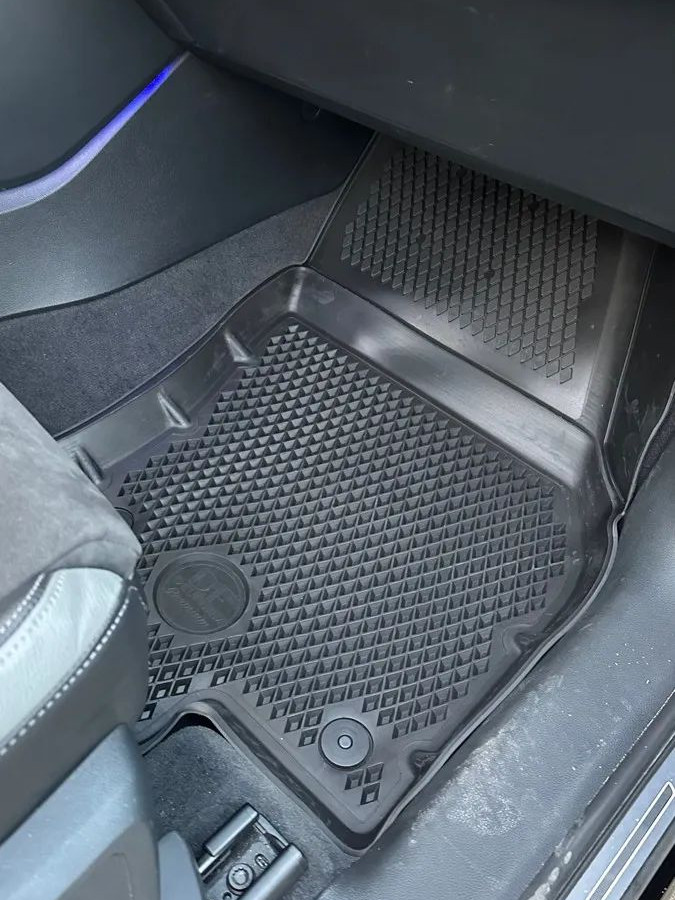 Коврики для автомобиля Audi Q3 F3 Sportback, Ауди Q3 (Ку3) F3 в cалон с бортиками, эва, eva